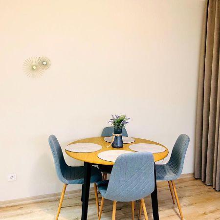 Cozy Apartment In تشيسيناو المظهر الخارجي الصورة