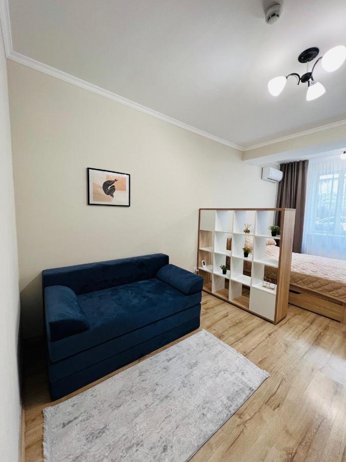 Cozy Apartment In تشيسيناو المظهر الخارجي الصورة